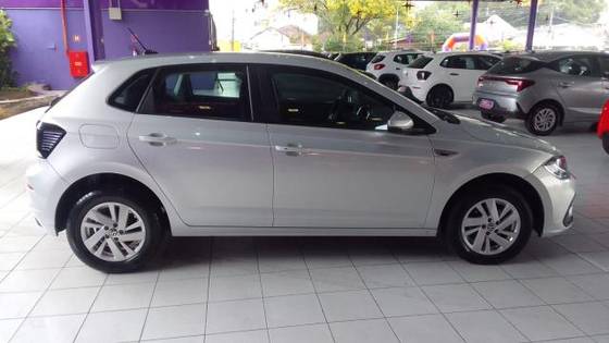 VOLKSWAGEN POLO 1.0 170 TSI COMFORTLINE AUTOMÁTICO